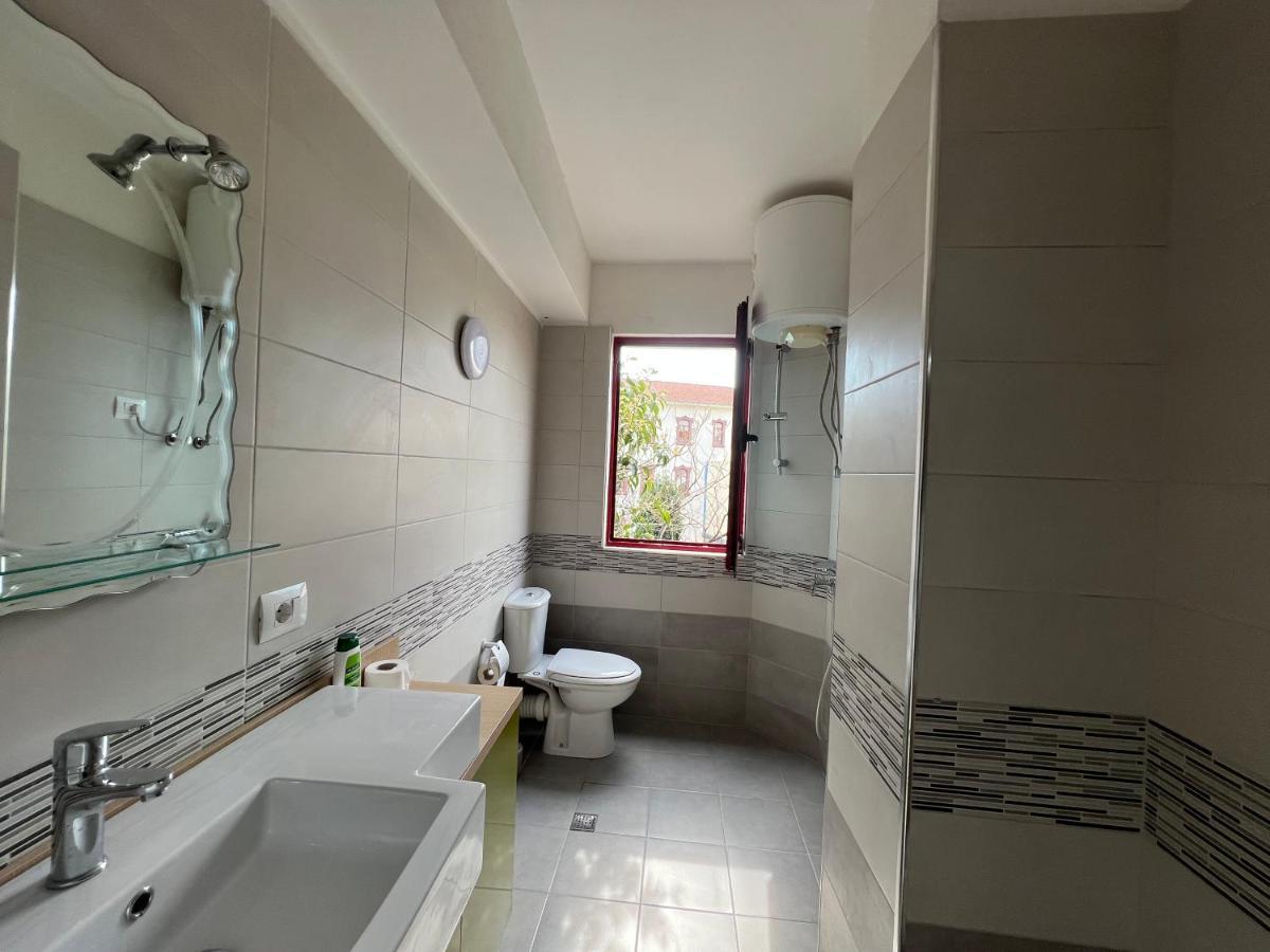 City Centre Rooms 4R Shkodër エクステリア 写真