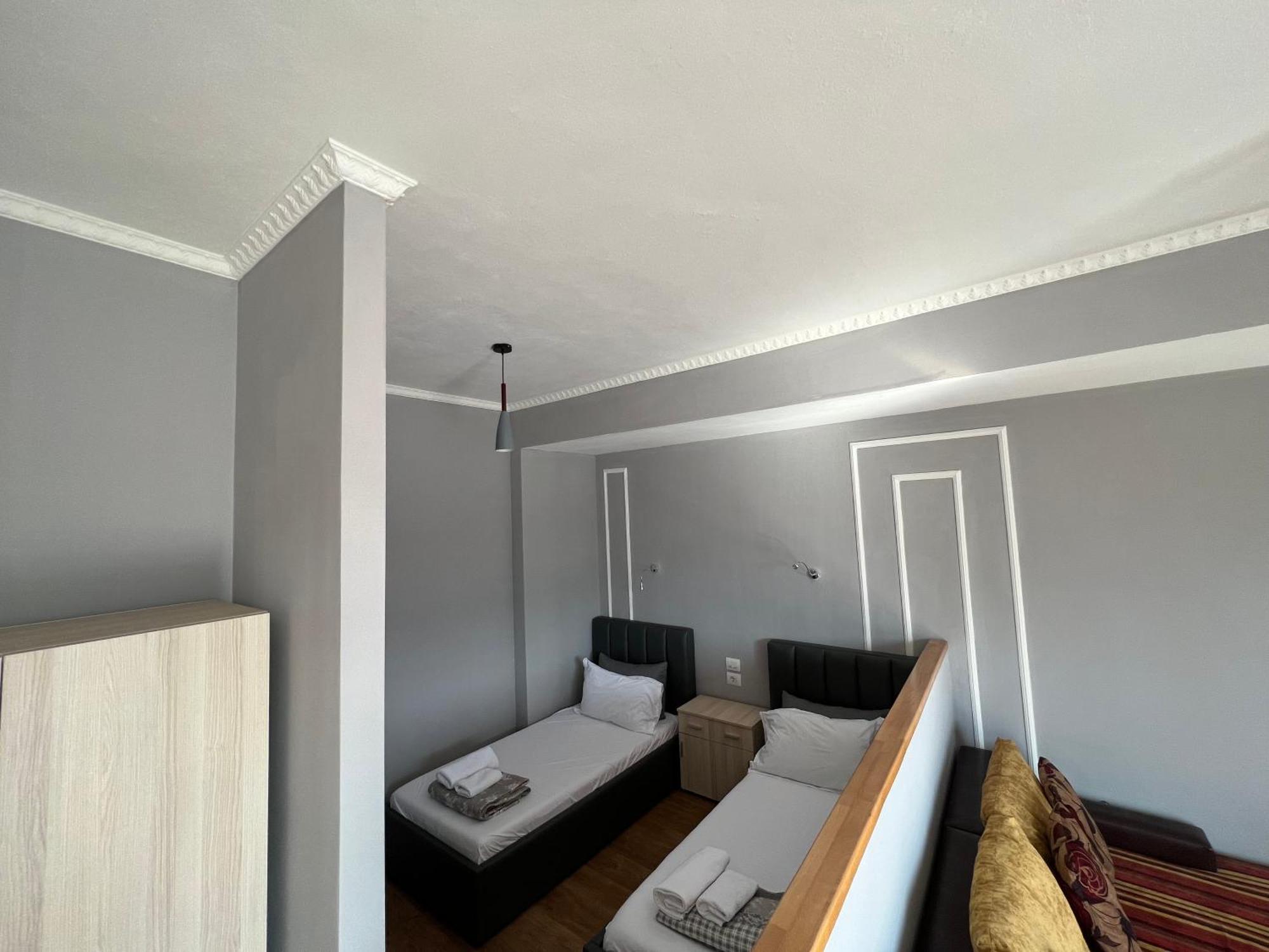 City Centre Rooms 4R Shkodër エクステリア 写真