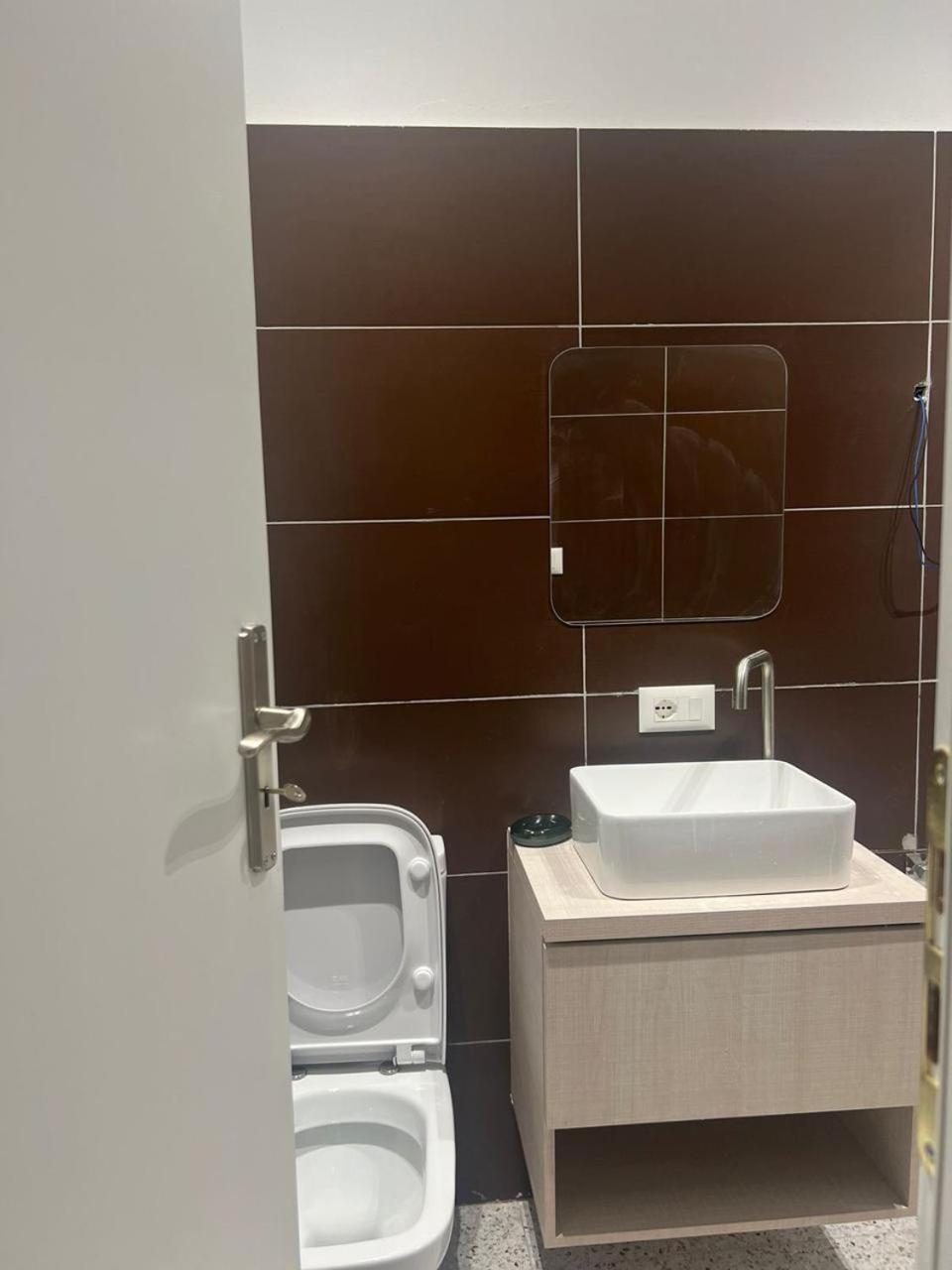 City Centre Rooms 4R Shkodër エクステリア 写真