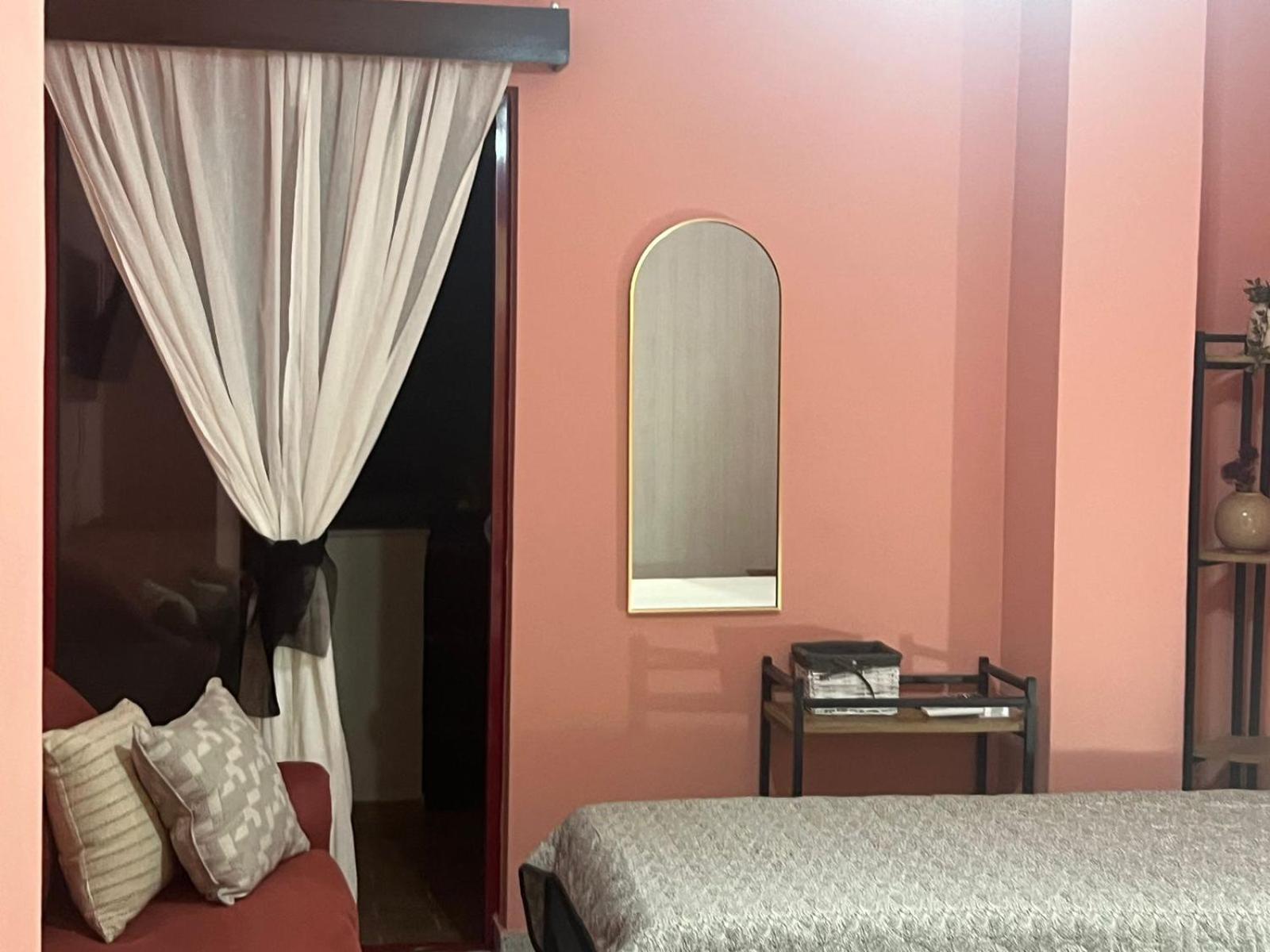 City Centre Rooms 4R Shkodër エクステリア 写真